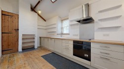 Easton Square, Portland