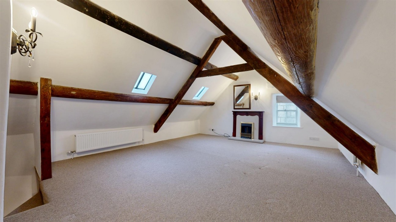 Easton Square, Portland