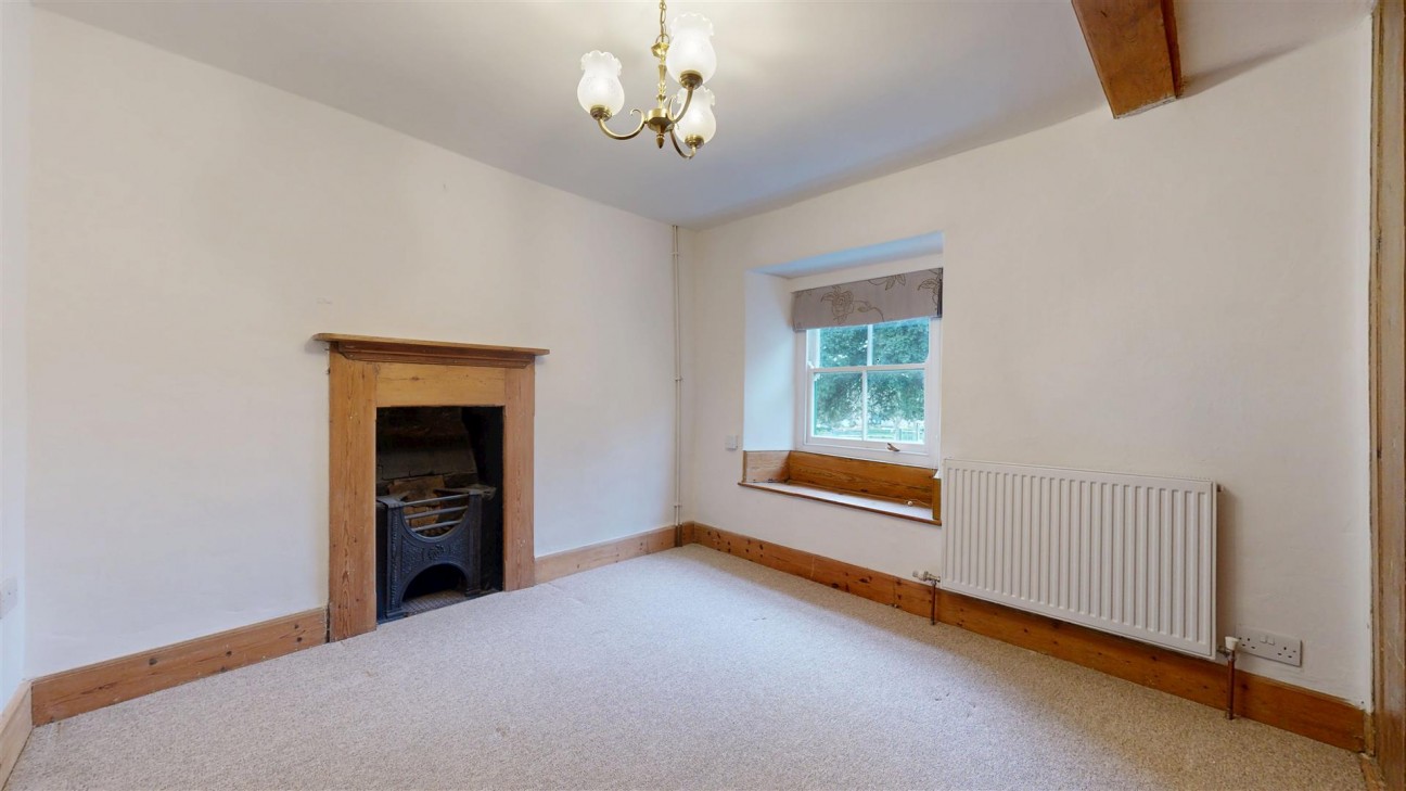 Easton Square, Portland