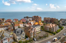 2 Cliff Avenue, Swanage