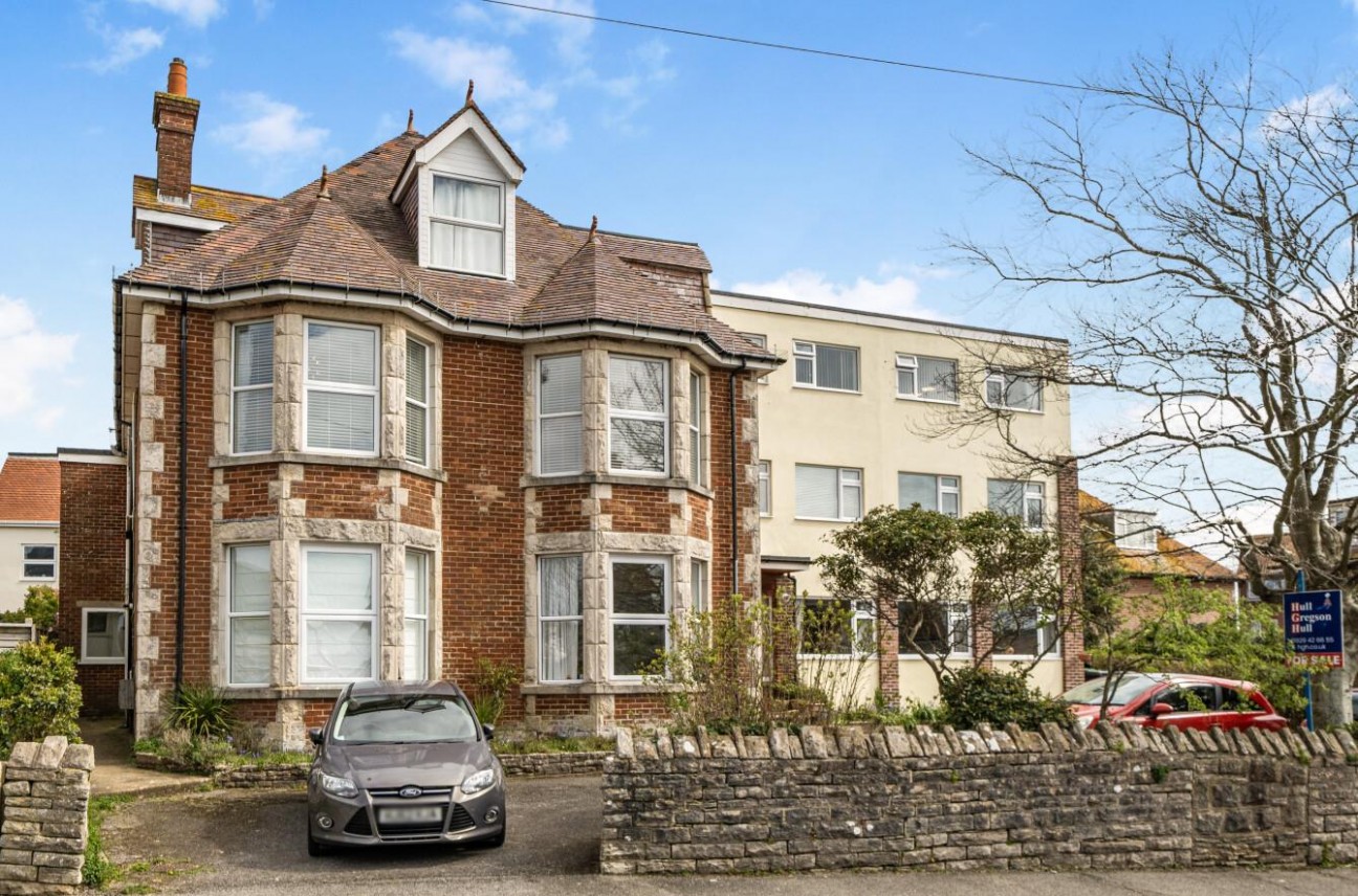2 Cliff Avenue, Swanage