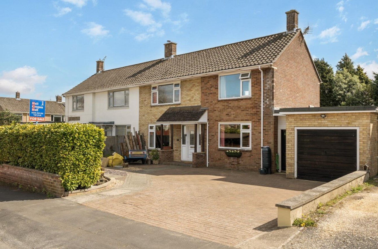 Kingsbere Crescent, Manor Park, Dorchester