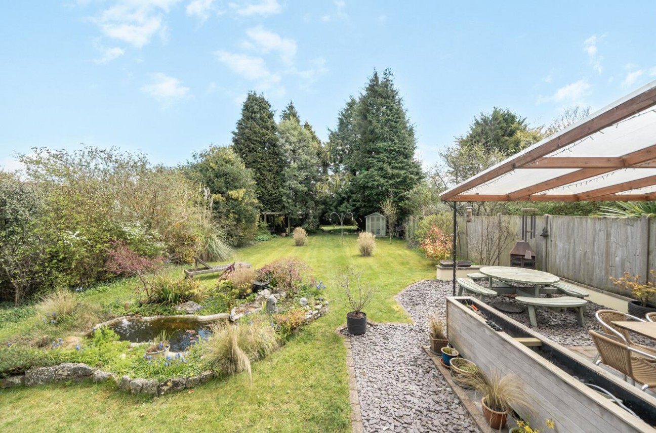 Kingsbere Crescent, Manor Park, Dorchester