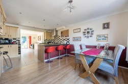 Kingsbere Crescent, Manor Park, Dorchester