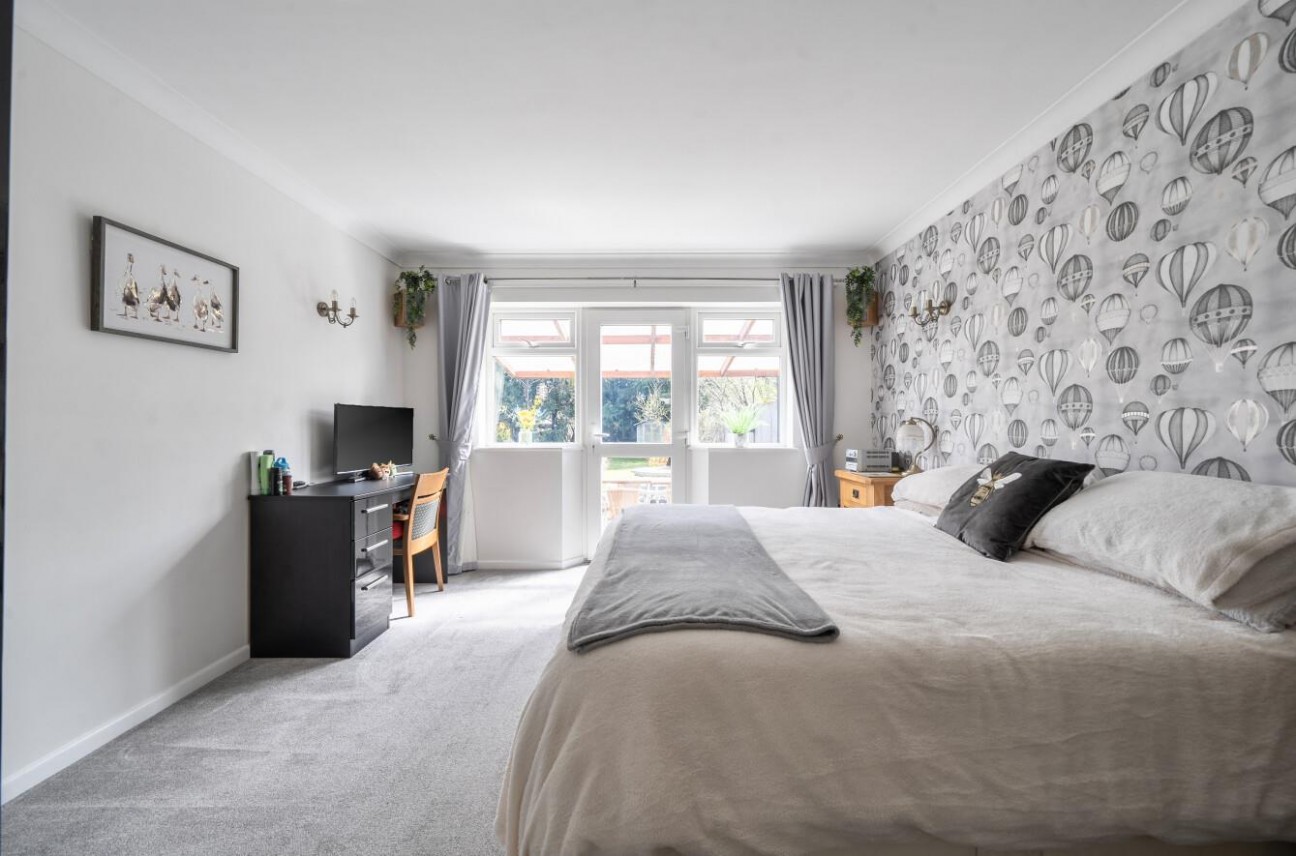 Kingsbere Crescent, Manor Park, Dorchester