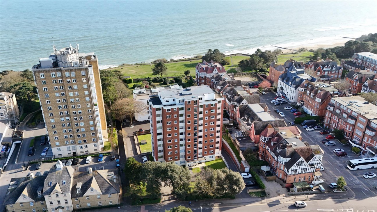 West Cliff Road, Bournemouth