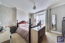 Easton Square, Portland