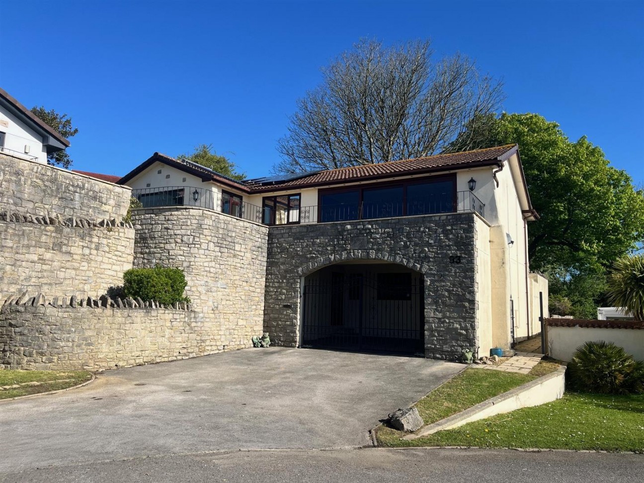 Budmouth Avenue, Weymouth