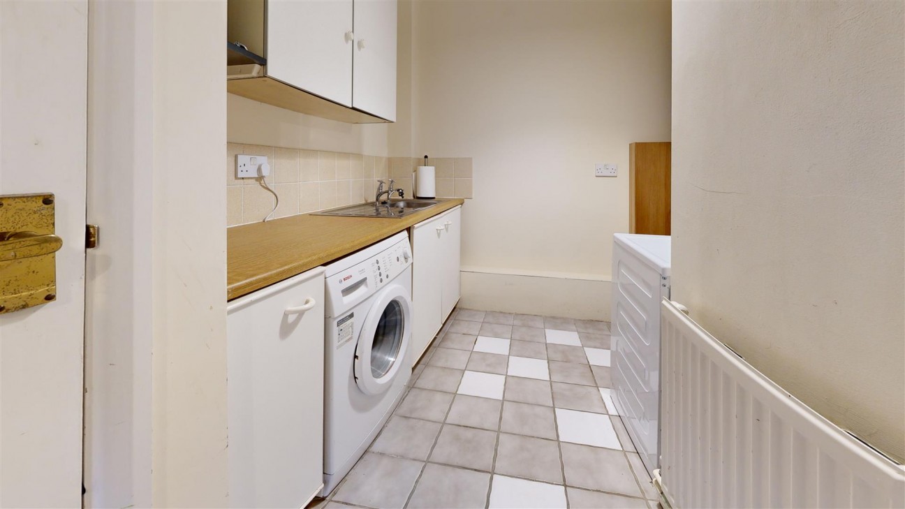 Budmouth Avenue, Weymouth