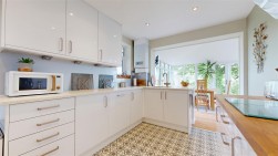 Budmouth Avenue, Weymouth