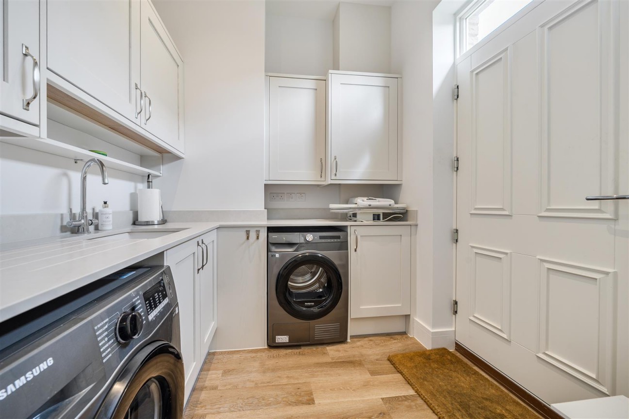 Peninsula Way, Poundbury, Dorchester