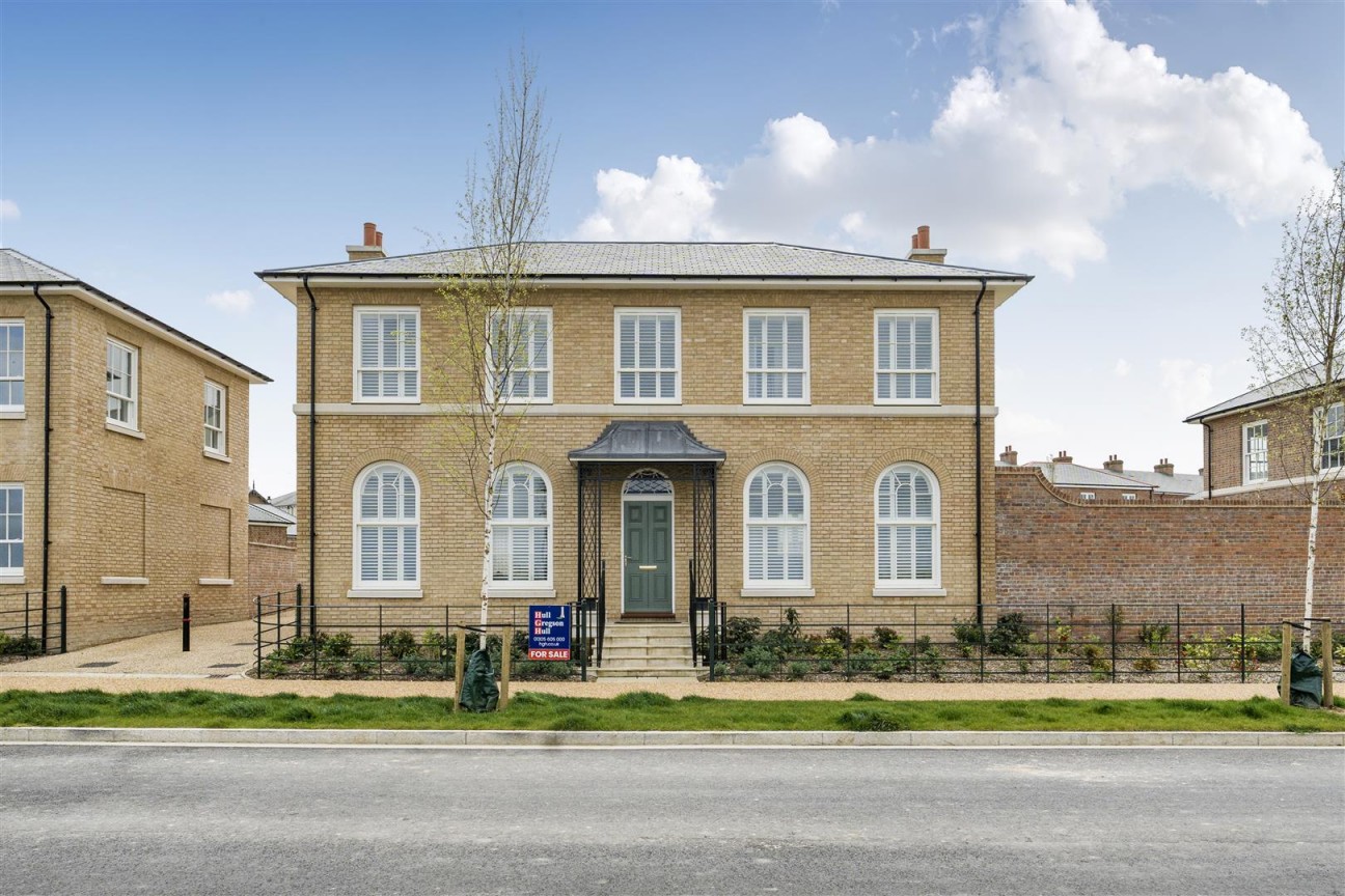Peninsula Way, Poundbury, Dorchester