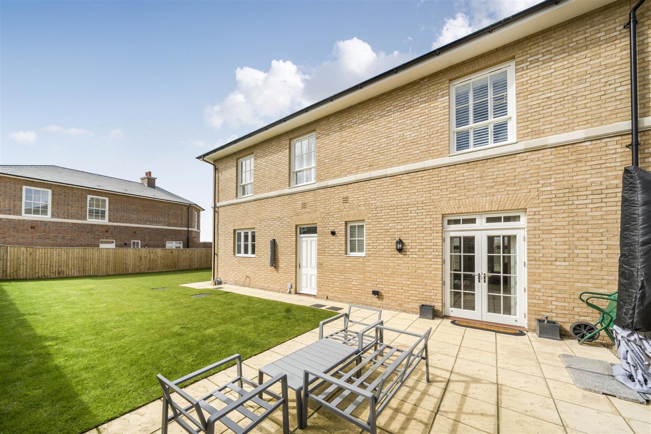 Peninsula Way, Poundbury, Dorchester