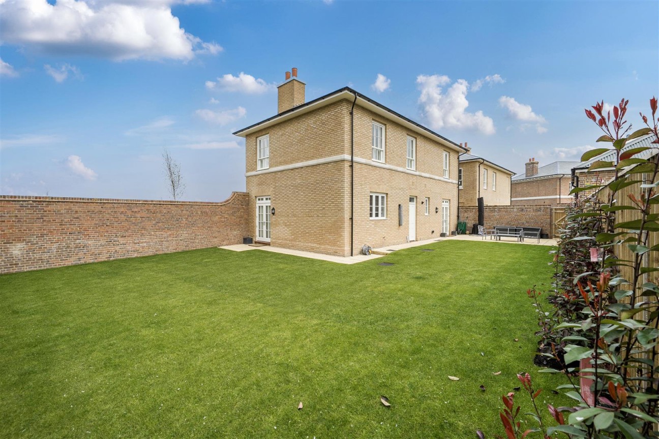 Peninsula Way, Poundbury, Dorchester