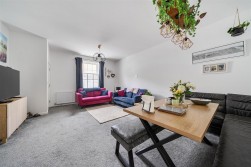 Anning Lane, Poundbury