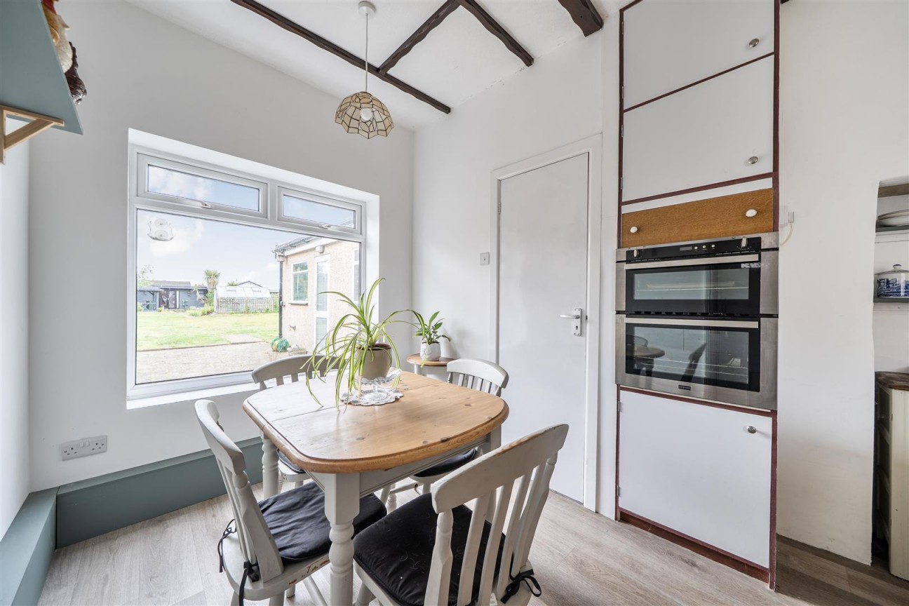 Sandford Road, Wareham