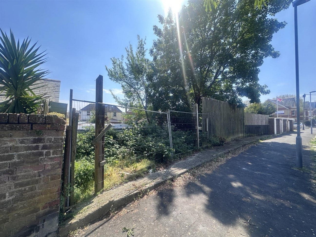 Land on south side of Carlton Road South