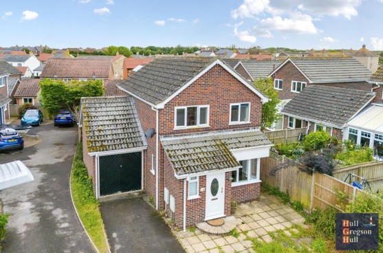 Lerrett Close, CHICKERELL, Weymouth