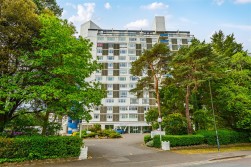 West Cliff Road, Bournemouth