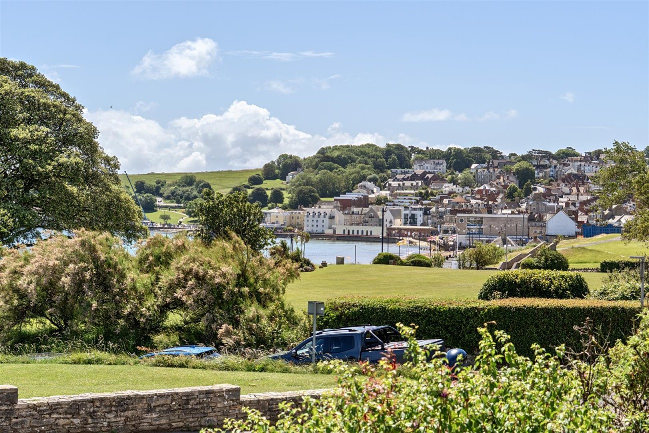 De Moulham Road, Swanage
