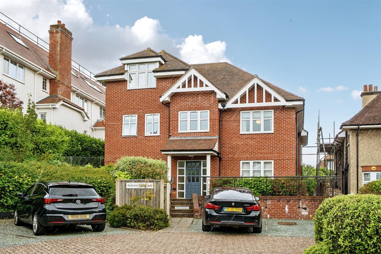 Burlington Place, Burlington Road