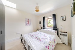 Newton Grange Close