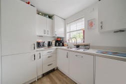 10 Rawlings Close, Compass Point, Swanage