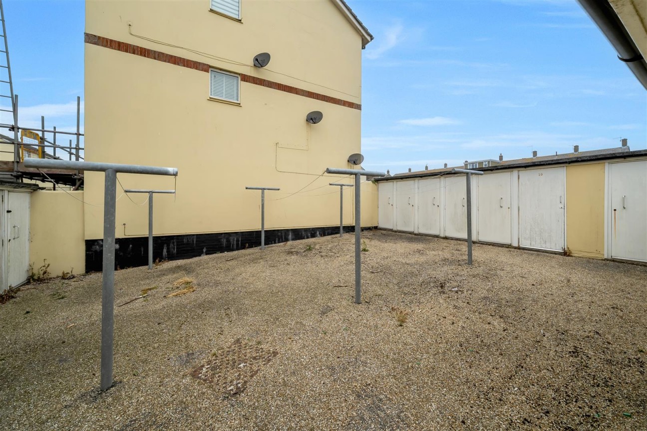Carless Court, Woolcombe Road, Portland