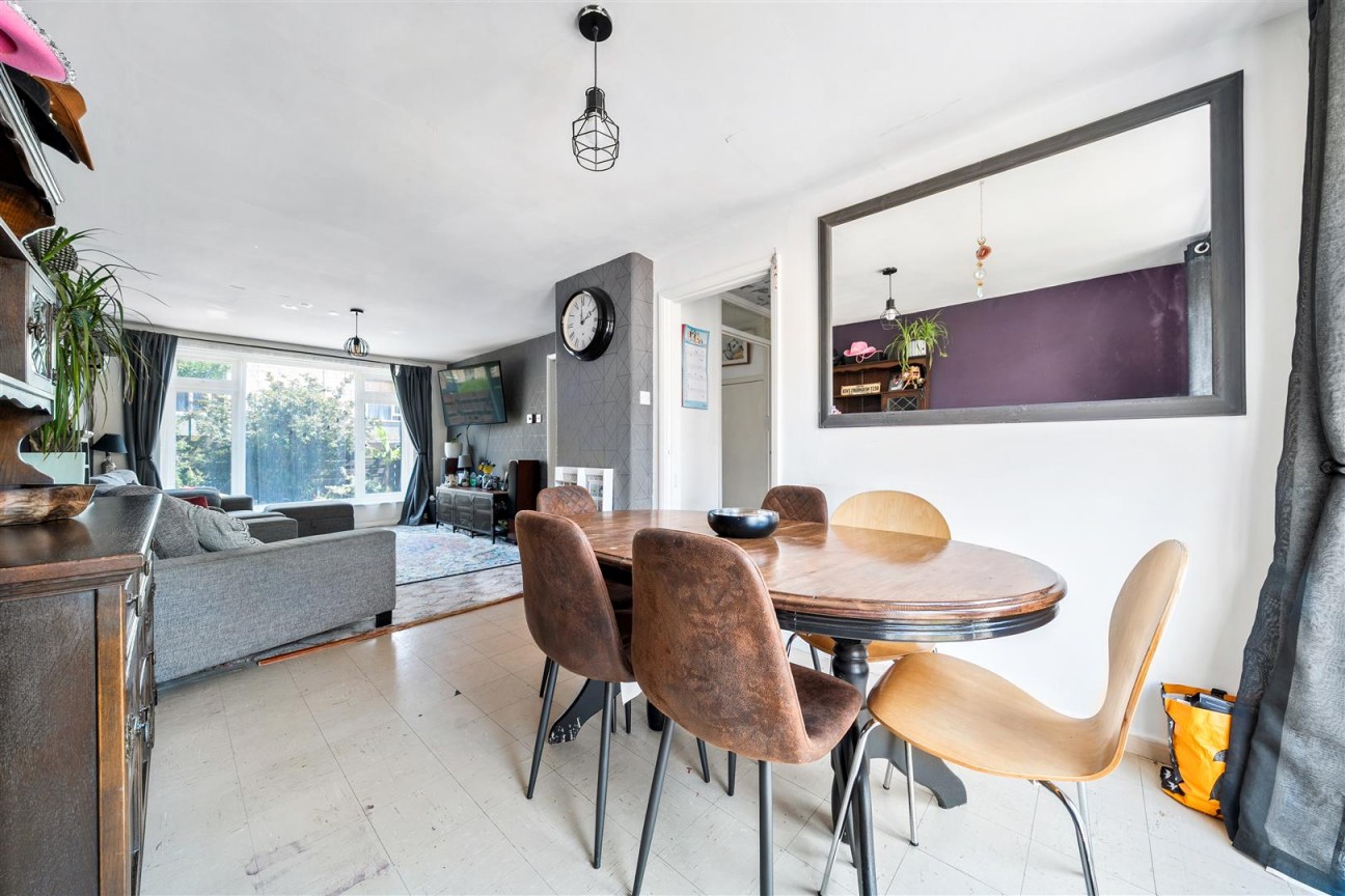 Courtlands Road, Portland