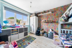 Courtlands Road, Portland
