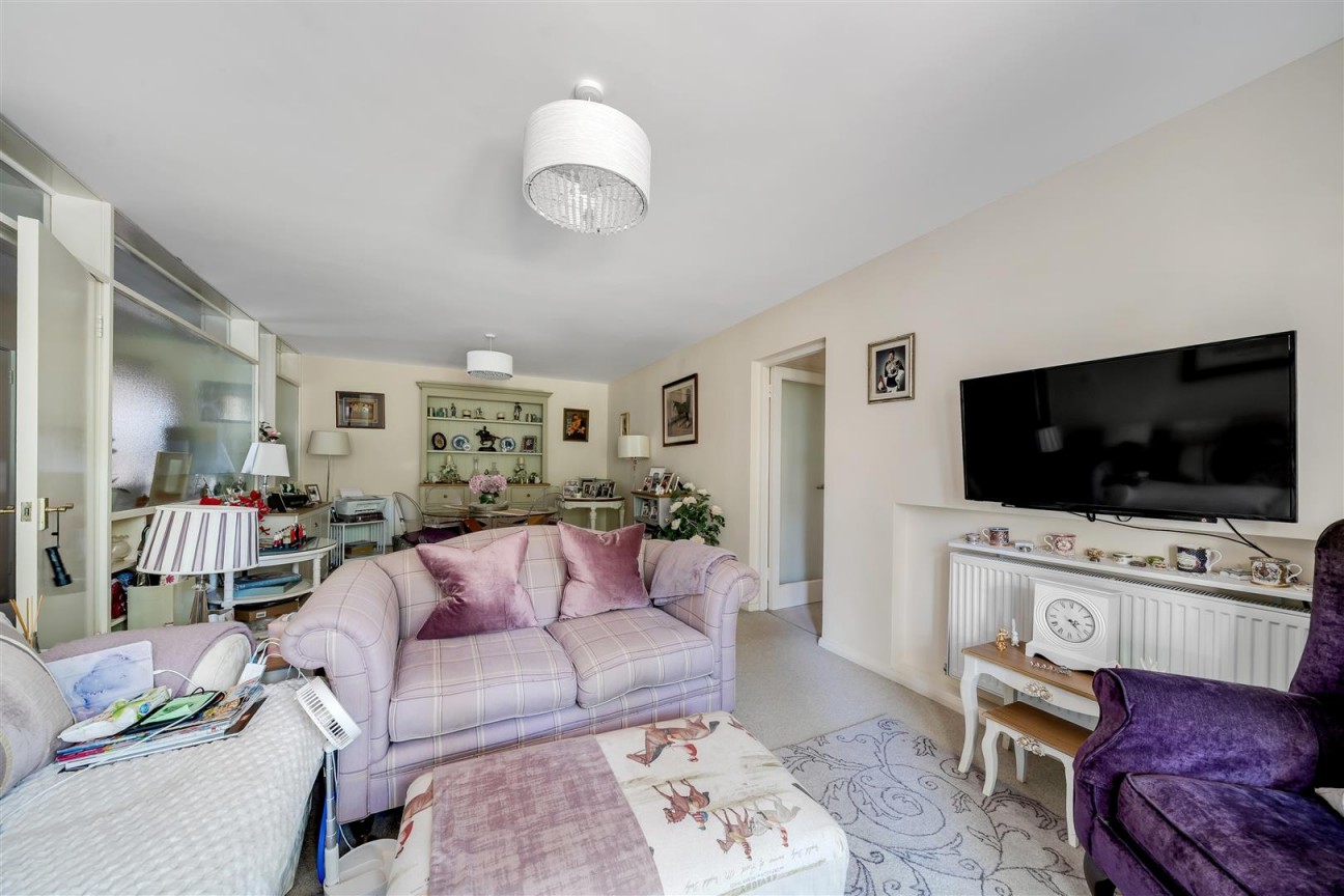 2 Beach Road, Branksome Park, Poole