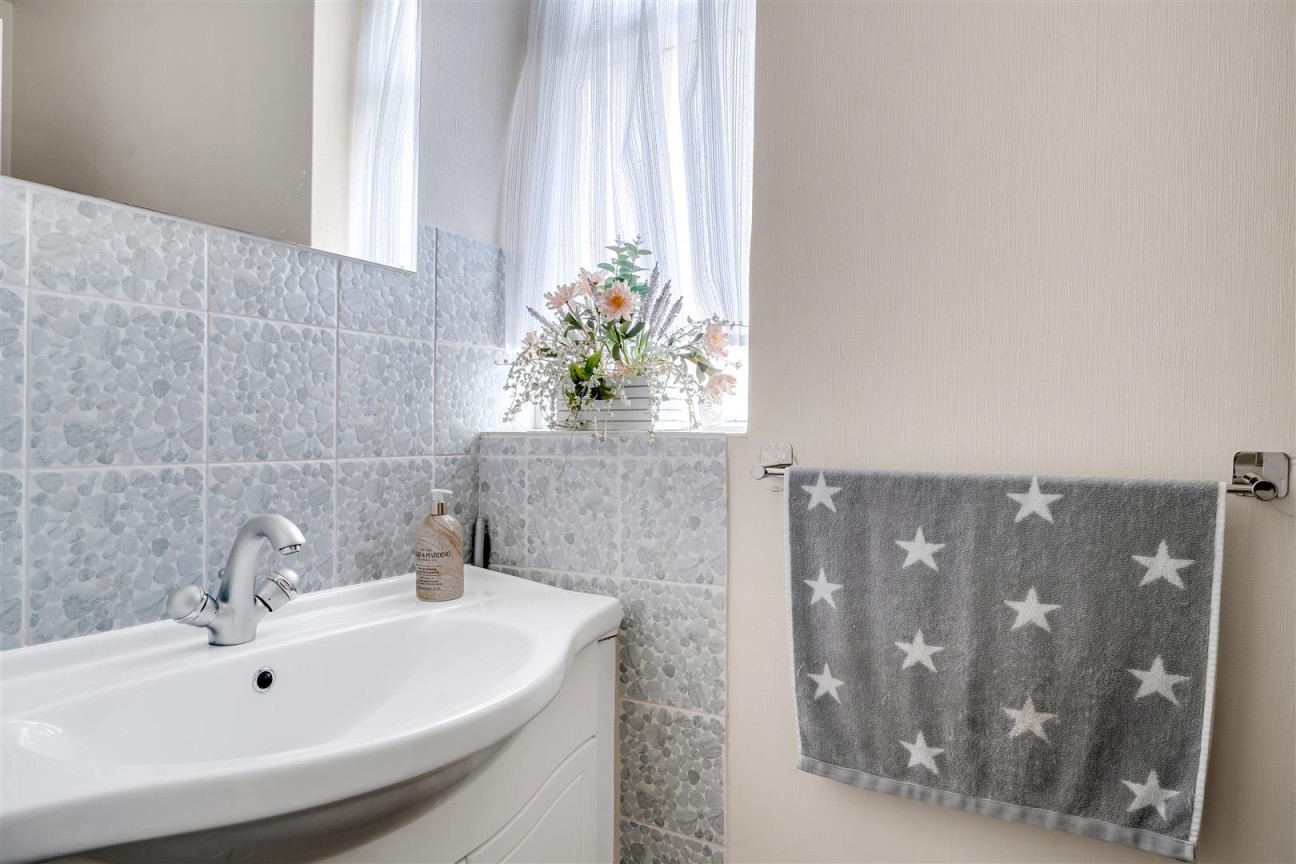 2 Beach Road, Branksome Park, Poole