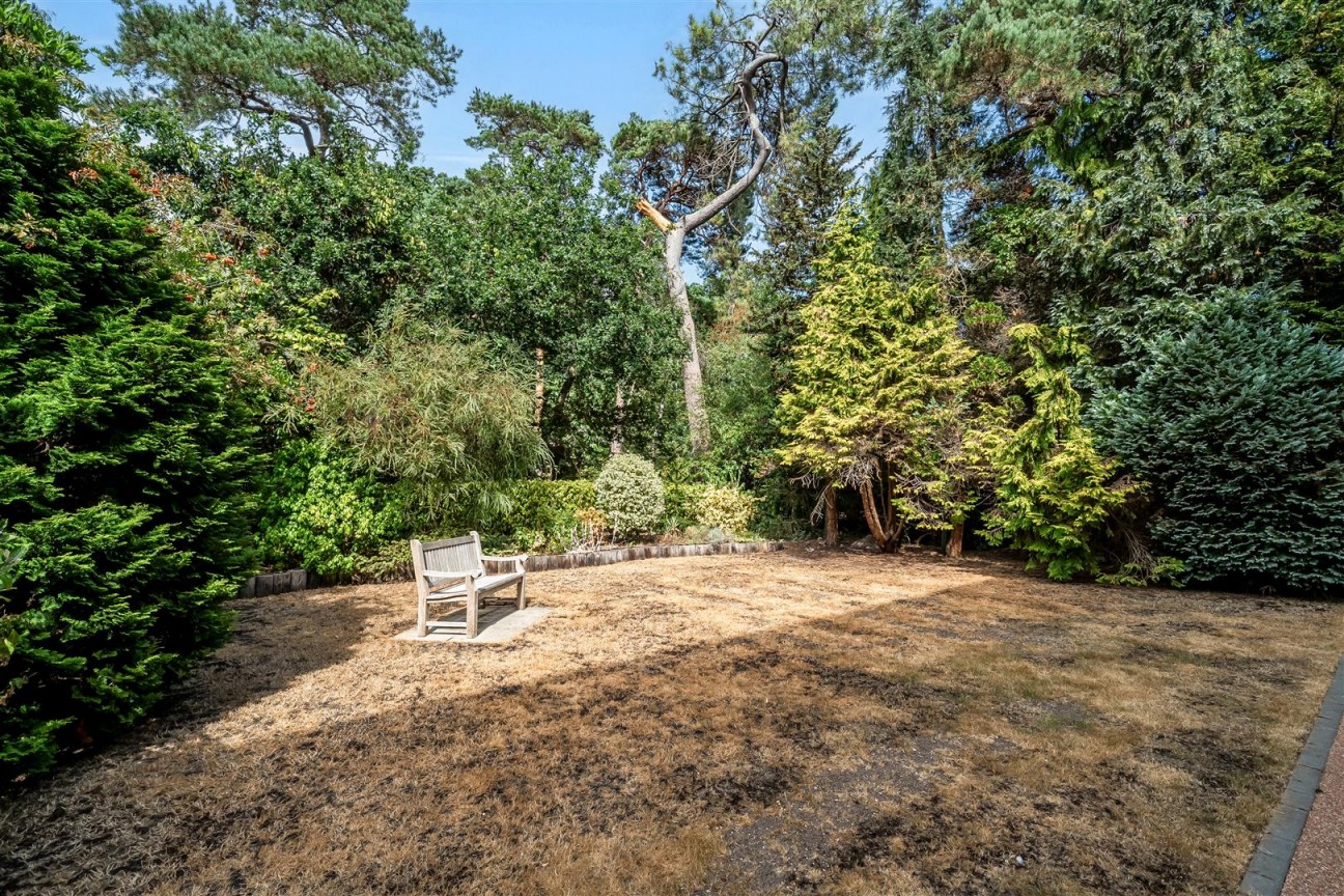 2 Beach Road, Branksome Park, Poole
