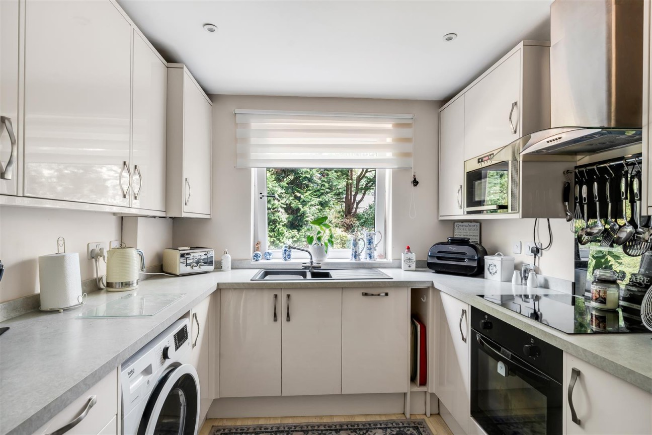 2 Beach Road, Branksome Park, Poole
