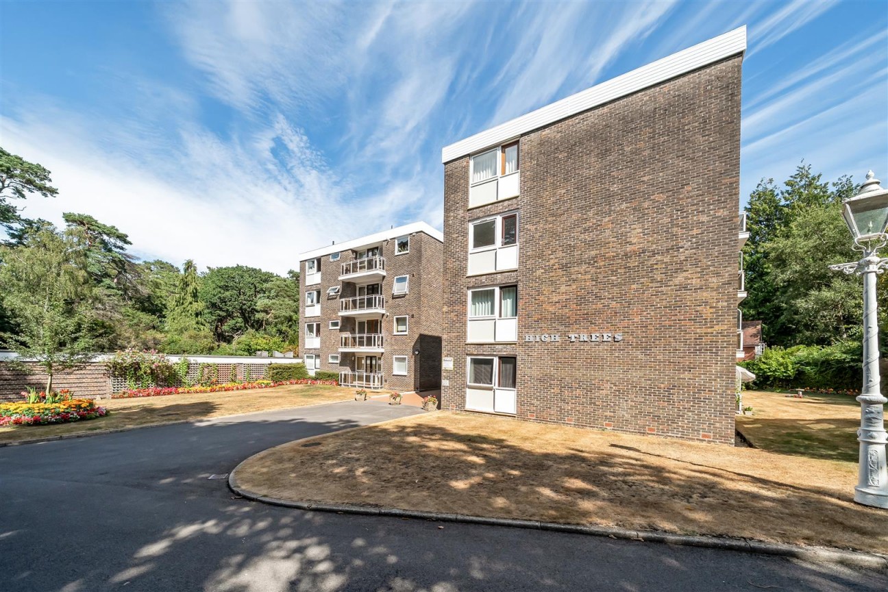 2 Beach Road, Branksome Park, Poole