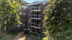 2 Beach Road, Branksome Park, Poole