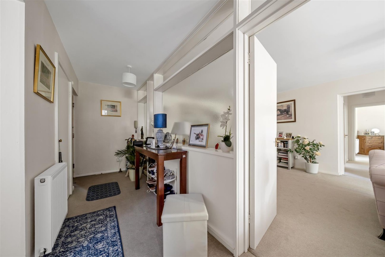 2 Beach Road, Branksome Park, Poole
