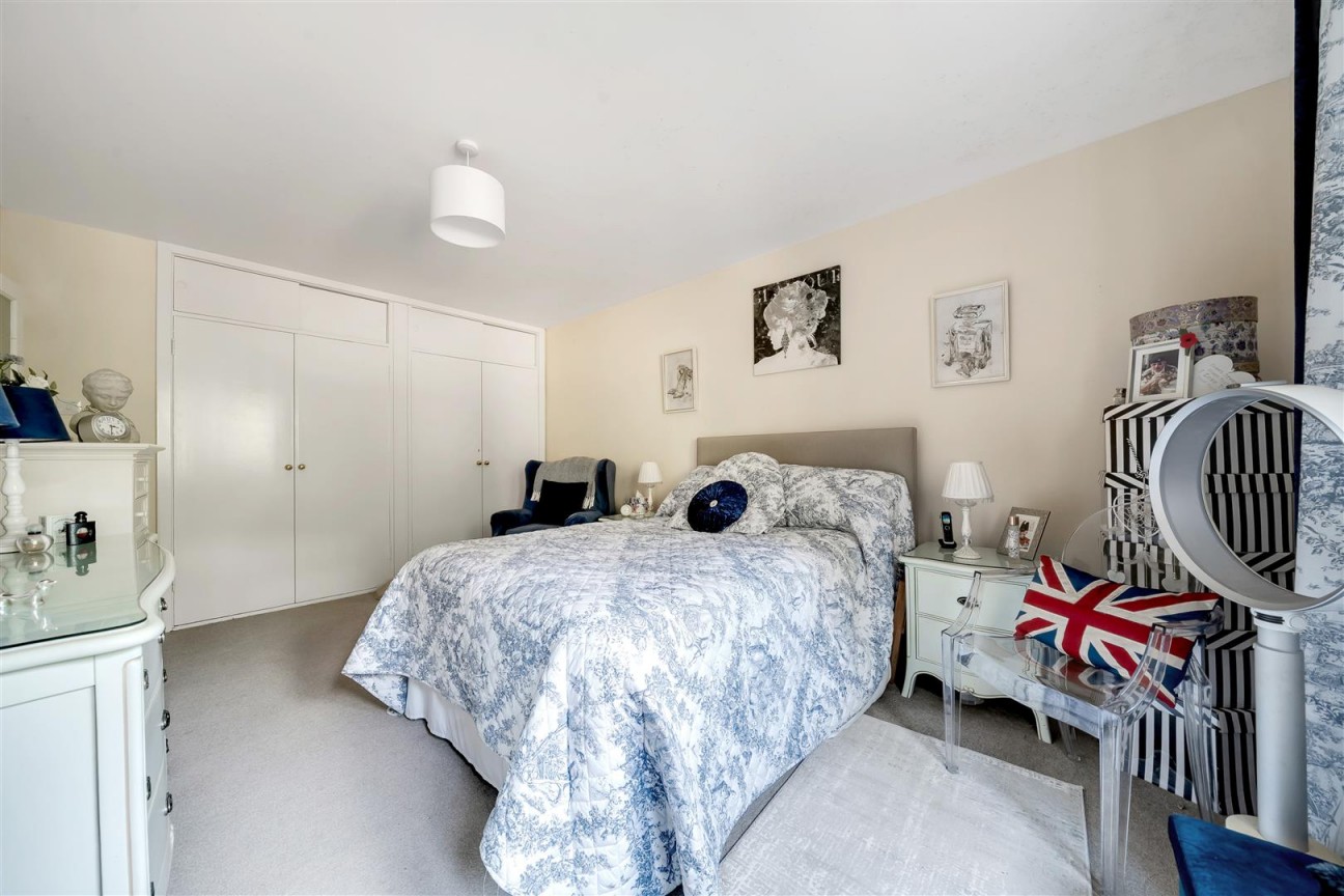 2 Beach Road, Branksome Park, Poole