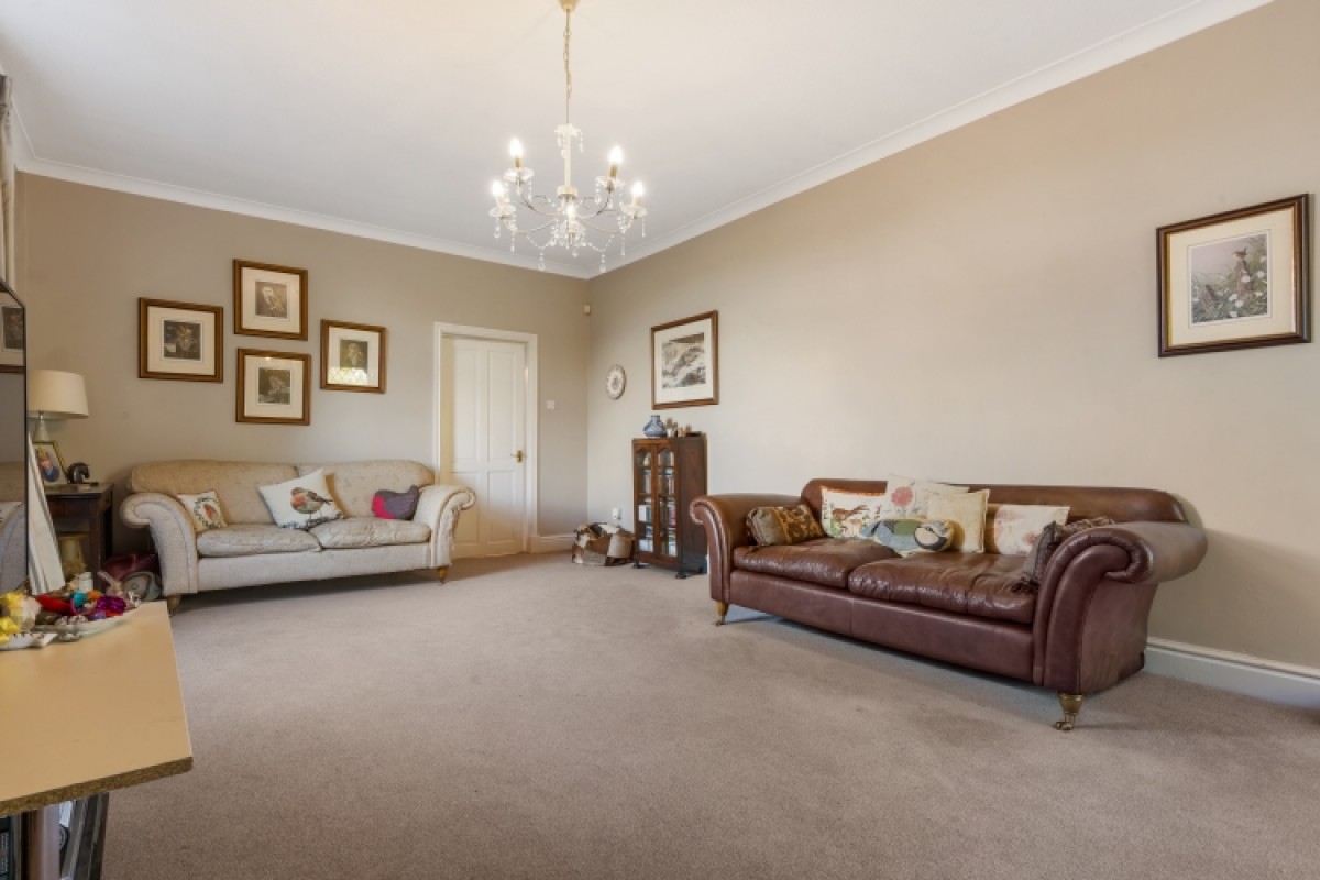 25 Midge Hall Lane, Midge Hall, Leyland, Lancashire, PR26 6TN, UK