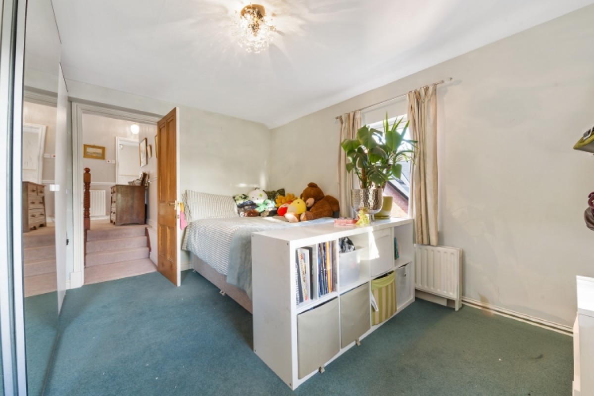 25 Midge Hall Lane, Midge Hall, Leyland, Lancashire, PR26 6TN, UK