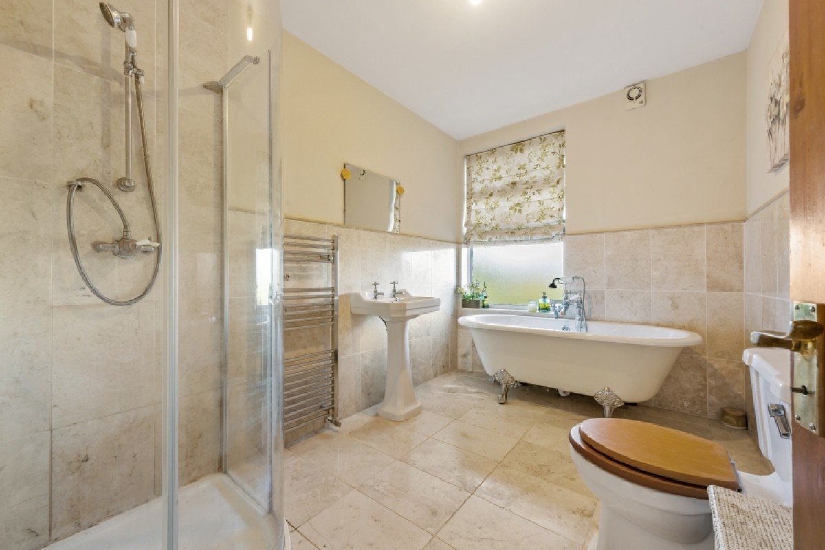 25 Midge Hall Lane, Midge Hall, Leyland, Lancashire, PR26 6TN, UK