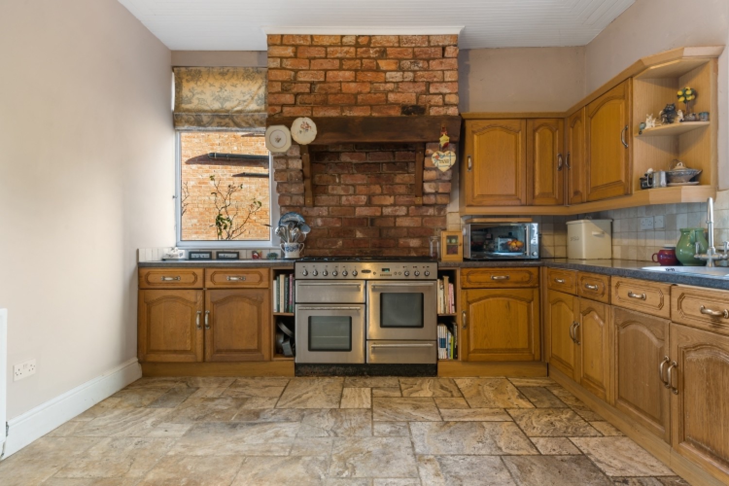 25 Midge Hall Lane, Midge Hall, Leyland, Lancashire, PR26 6TN, UK