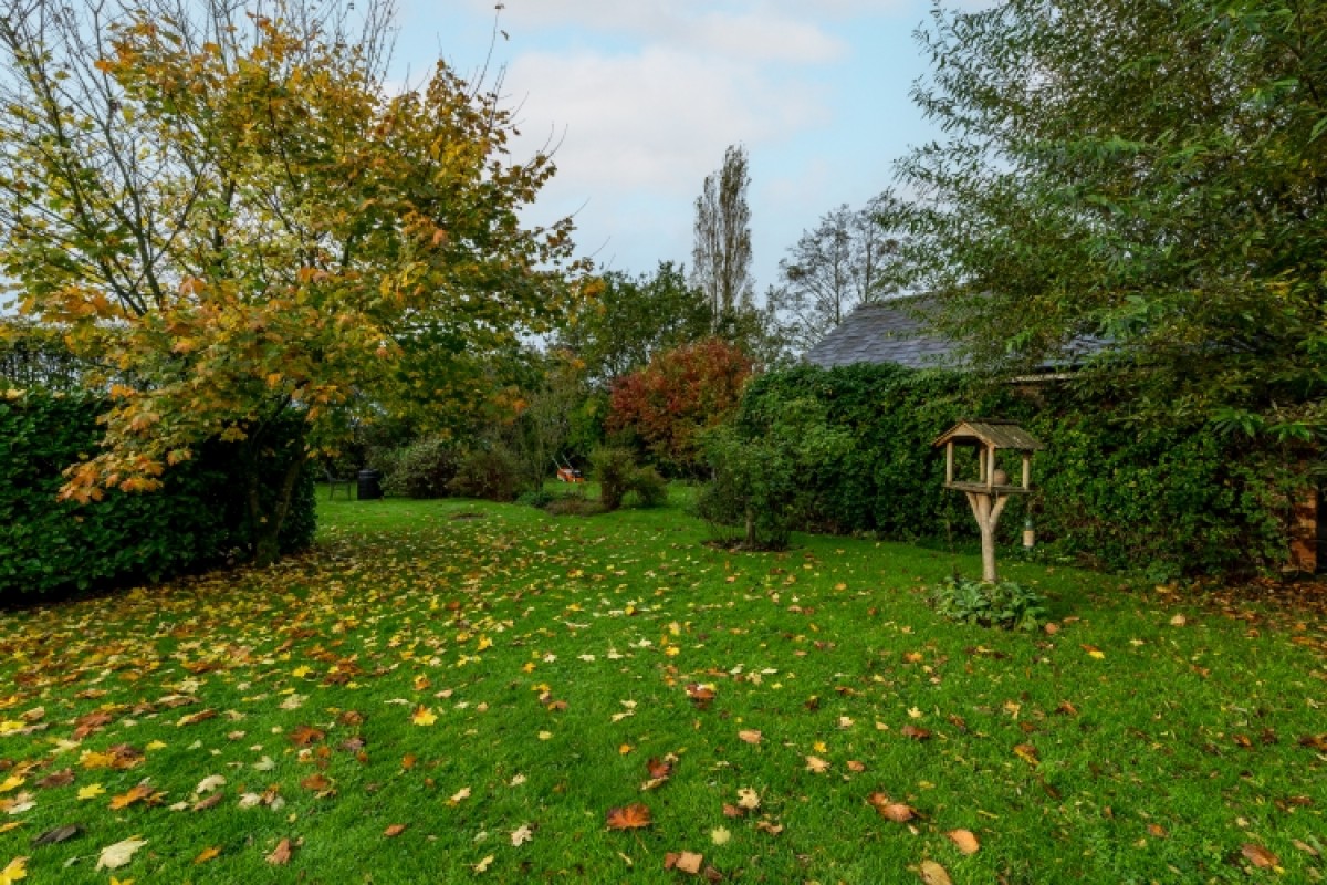 25 Midge Hall Lane, Midge Hall, Leyland, Lancashire, PR26 6TN, UK