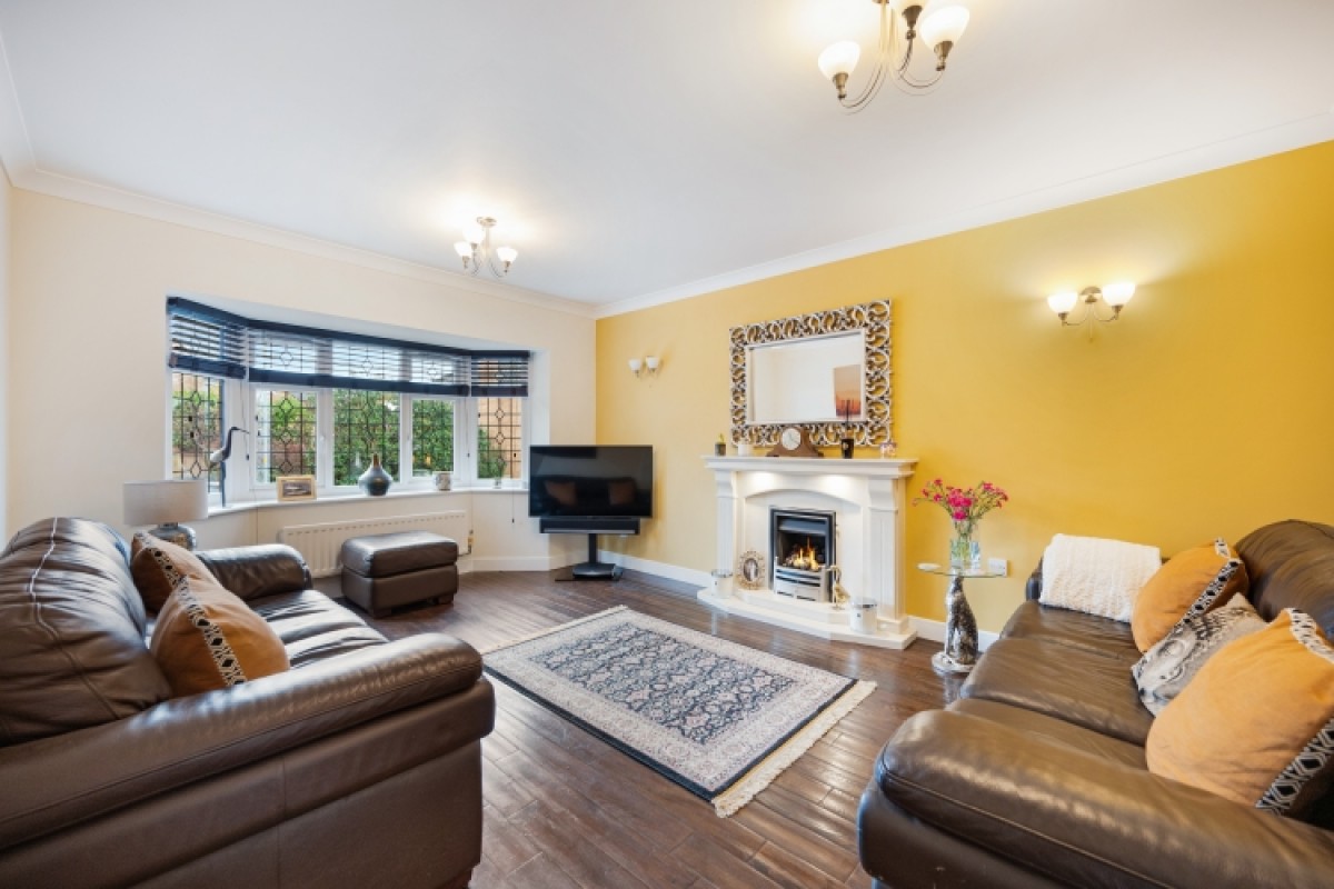 11 Burgh Wood Way, Chorley, Lancashire, PR7 2FF, UK