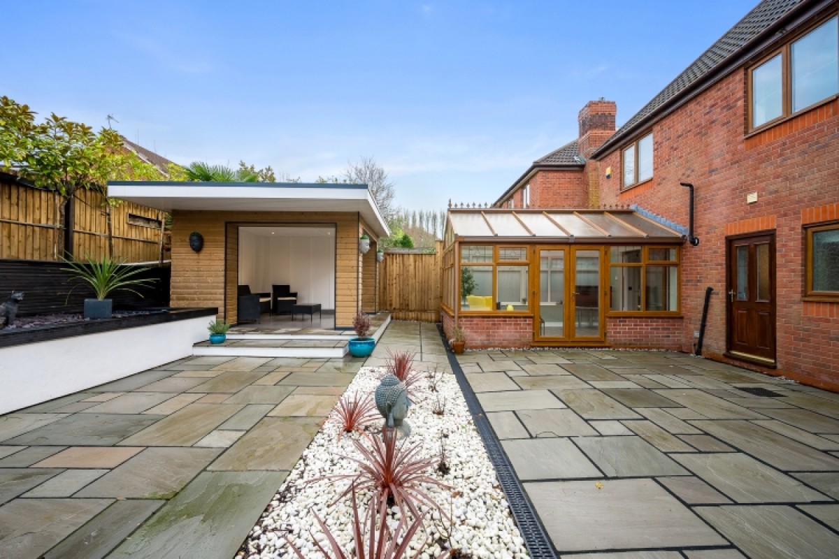 11 Burgh Wood Way, Chorley, Lancashire, PR7 2FF, UK