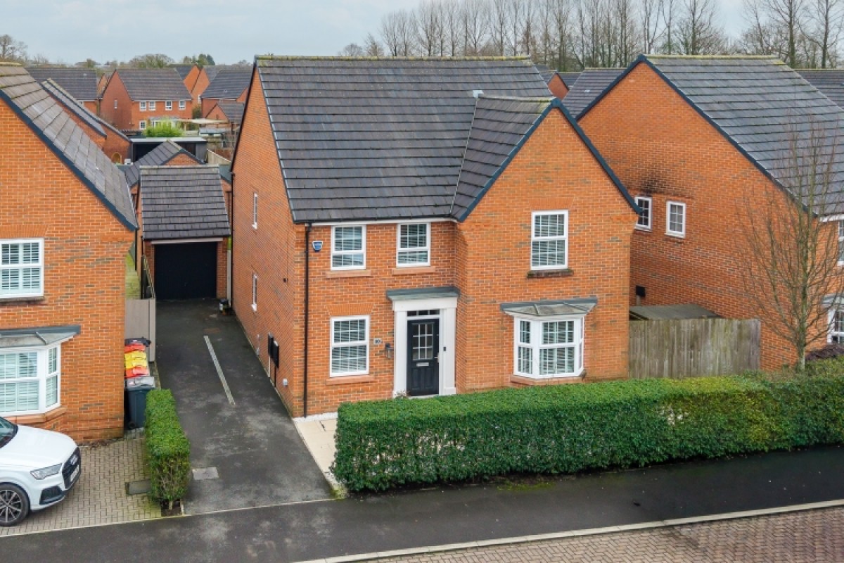 30 Mosses Farm Road Longridge, Longridge, Preston, Lancashire, PR3 2AW, UK