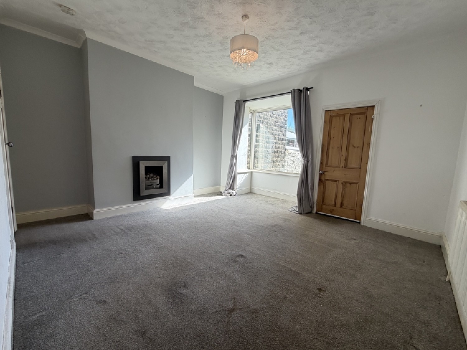 29 Walverden Road, Briercliffe, Burnley, Lancashire, BB10 3QP, UK