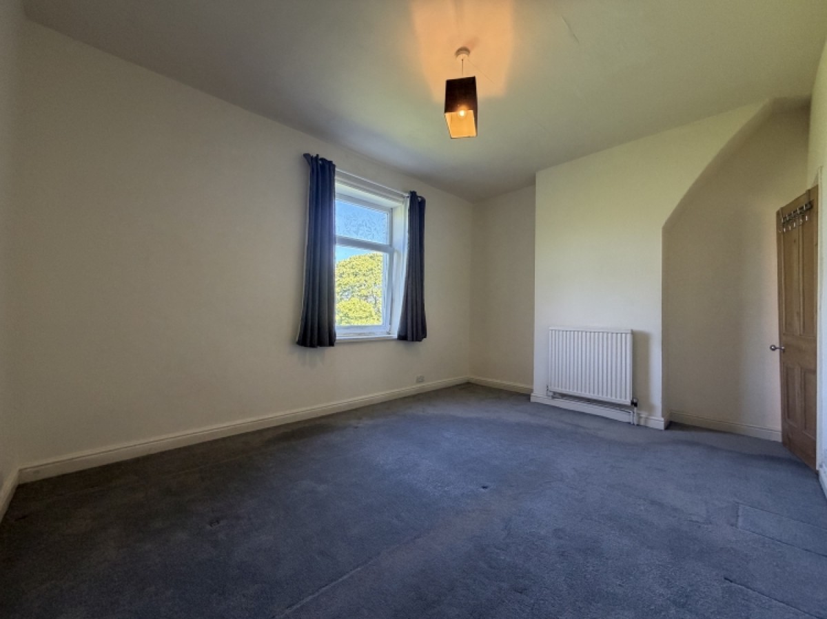 29 Walverden Road, Briercliffe, Burnley, Lancashire, BB10 3QP, UK