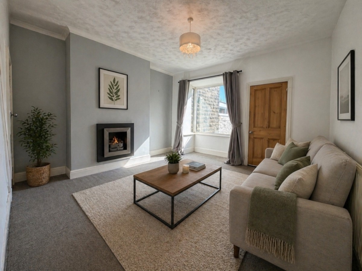 29 Walverden Road, Briercliffe, Burnley, Lancashire, BB10 3QP, UK