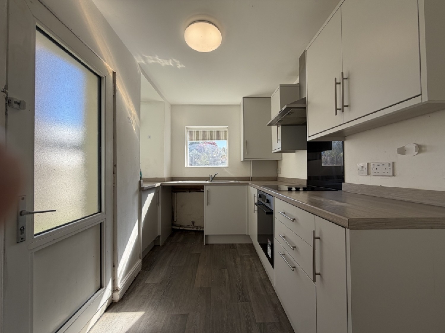 29 Walverden Road, Briercliffe, Burnley, Lancashire, BB10 3QP, UK